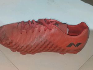 Nivia Mens Football Shoes. Unused. No Offered Coin