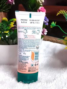Himalaya Natural Glow Kesar Face Pack 50g
