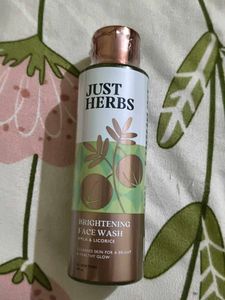 Just Herbs Brightening Face Wash