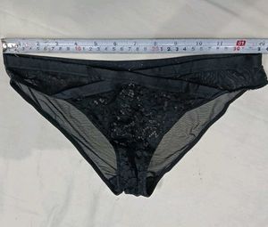 🪔 Elegant Black Lace Briefs