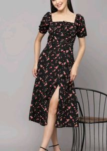 Floral Puff Sleeve Dress black & red rose printed