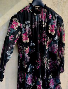Floral Print Midi Dress 💗🛒
