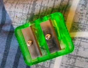 lipstick and liner Sharpener