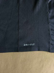 Nike Running Dri-FIT Long Sleeve T-Shirt