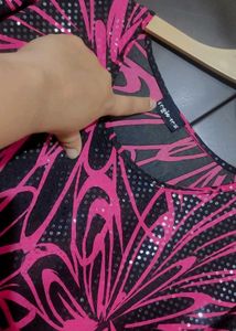 Pink 💗&amp; Black Floral Print Partywear Top 50 Bust