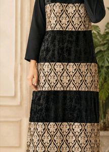 Black &amp; gold kurta with Pant &amp; Dupatta