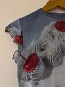Unique Cake Graphic Top