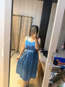 Elegant Blue Satin Midi Dress🦋❤️