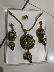 Exquisite Indian Jewelry Set