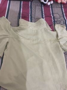 Chic Ruffled Light Green Blouse