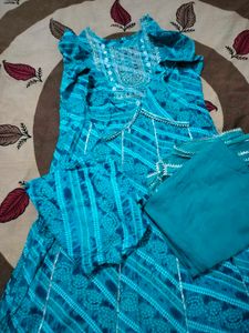 Beautiful Teal Bandhani Kurta Set