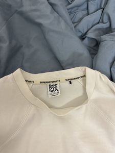 white superdry sweatshirt