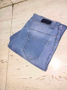 SkyBlue All-Season Women’s Denim 👖☀️❄️