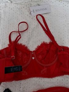 M&amp;S Red Lace Bra and Panty Set