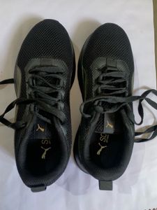 Puma Black Softfoam Sneakers