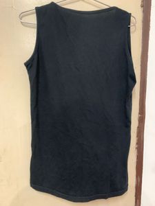 Basic Black Sleeveless Tank Top