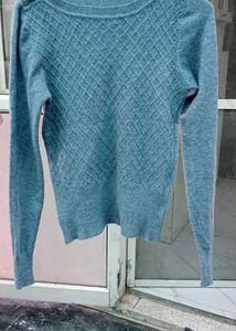 Chic Blue Diamond Pattern Sweater