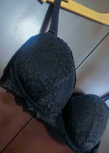 Black Lace Detail Bra For 34 Bust