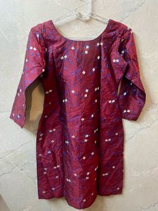 Elegant Maroon Embroidered Kurta