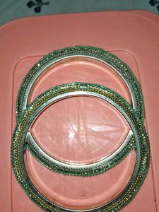 new Green Beaded Bangles Set pick up 2