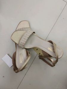 Anouk By Myntra