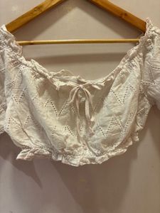 Chic Eyelet Crop Top