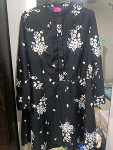 Chic Black Floral Print Midi Dress