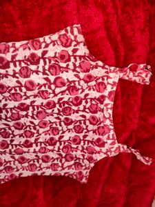 Floral Print Sleeveless Kurti