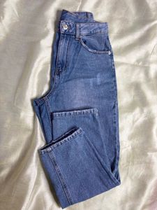 Trendy blue mom fit ribbed jeans