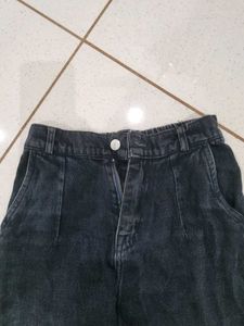 Stylish Black Denim Jeans
