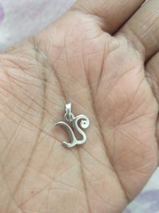 Letter 'U' sterling silver pendant