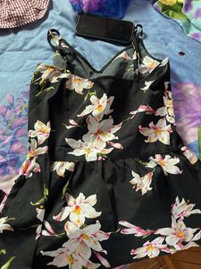 Chic Floral Print Halter Top