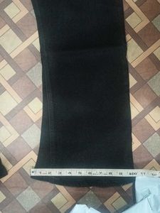 Black Jeans - Stylish &amp; Versatile