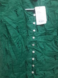 Brand New Max Top