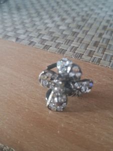 Sparkly Flower Clutcher