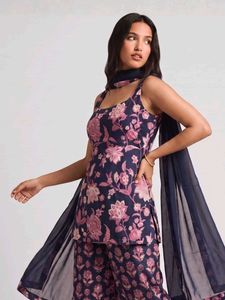 Nishorama Rhim-Jhim Deep Back Kurti Set