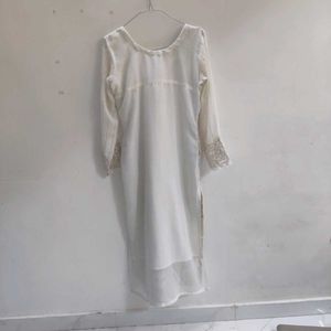 Elegant White Embroidered Kurta Set