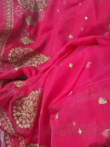 Rani Pink Saree with Contrast blouse piece
