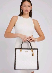 *LATEST GUESS BAG**12A QUALITY* WITHOUT BOX