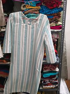 Stylish Striped Kurta xl size.. suitable for large
