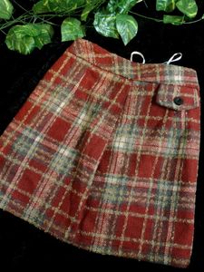 plaid mini skirt
