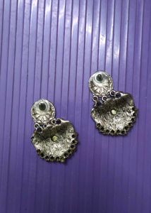 PRICE Drop Emerald Look Alike Green Antique Dangle
