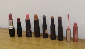 Lot of 8 Lipsticks & Lip Gloss-Nail paints Free