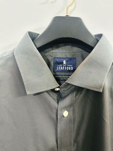 Men's Classic Fit Dress Shirt