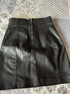 Black Faux Leather Skirt( size Eur 34 Uk 6)