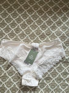 H&amp;M White Lace Trim Briefs