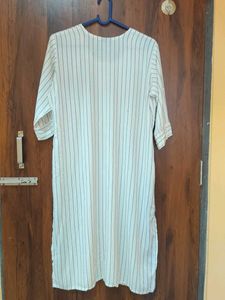 White Kurta with Pinstripe Pattern