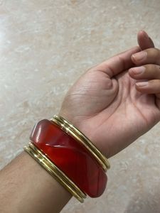 Chunky Resin &amp; Gold Bangle Set of 5