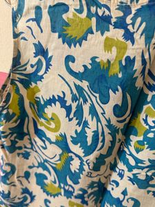 Blue &amp; White Printed Sleeveless Kurta