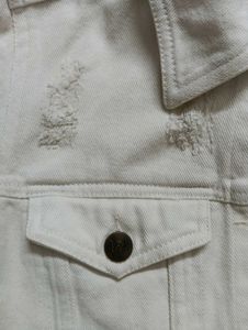 DISTRESSED WHITE JACKET